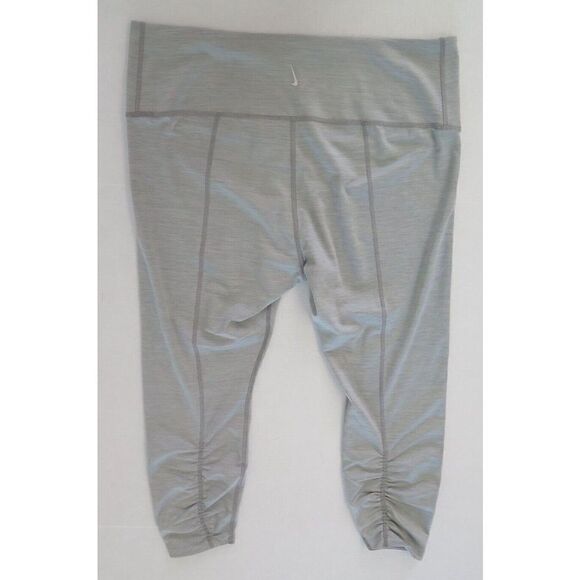 Nike Yoga CU8607 073 Women's Plus Sz 2X Gray Ruched Calf Yoga 7/8 Tights - Picture 2 of 7